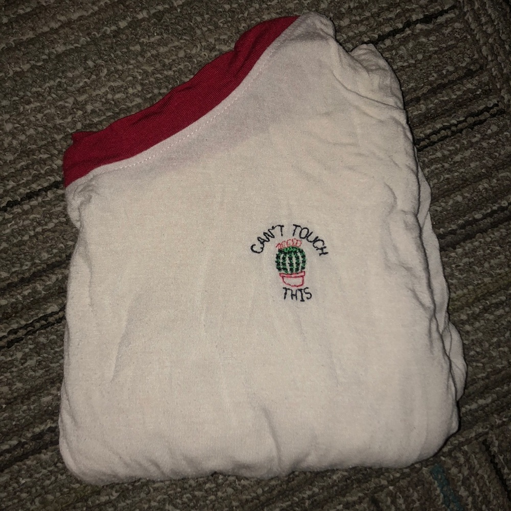 L.A. Hearts Can’t touch this soft tee